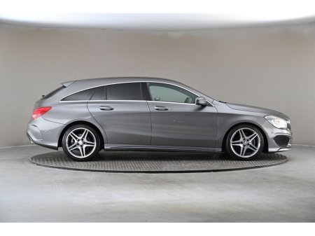 2016 Mercedes-Benz CLA Class 1.6 CLA180 AMG LINE SHOOTING BRAKE *LEATHER MEMO SEATS* €19,890 thumbnail