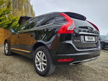 2016 Volvo XC60 - thumbnail 9