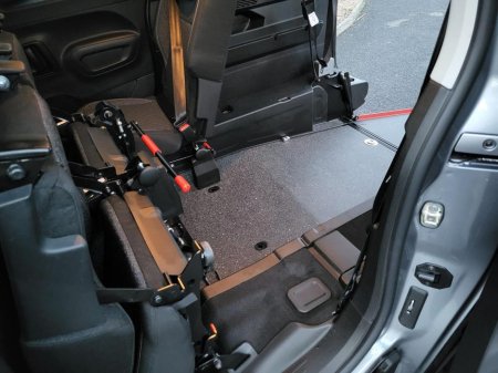 2026 Peugeot Rifter Allure+ 1.5l 100bhp €35,995 thumbnail