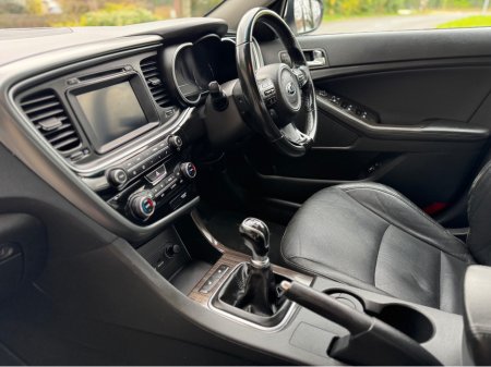 2015 Kia Optima - thumbnail 19