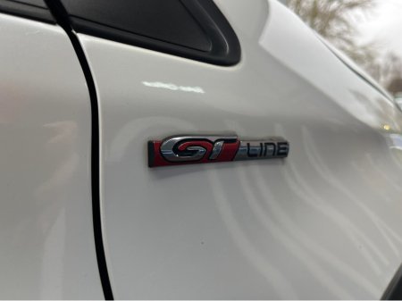 2018 Peugeot 2008 - thumbnail 7