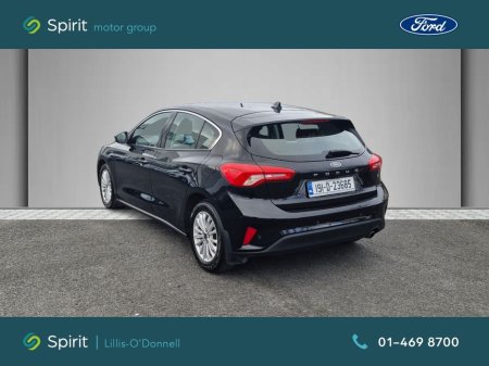 2019 Ford Focus - thumbnail 2