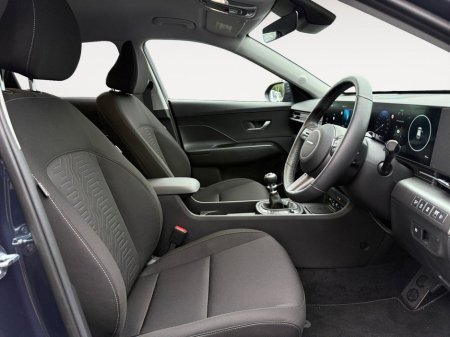 2025 Hyundai Kona 1.0 T-GDI Elegance €35,250 thumbnail