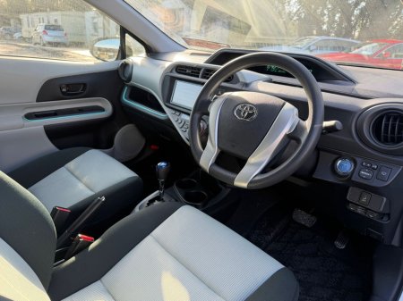 2012 Toyota Aqua  €7,950 thumbnail