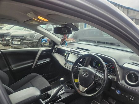 2018 Toyota Rav4 - thumbnail 8