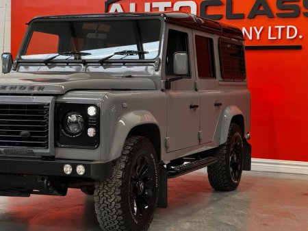 2015 Land Rover Defender TD XS UTILITY WAGON #87 thumbnail