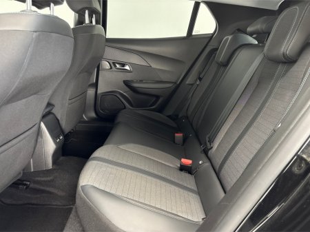 2022 Peugeot 2008 - thumbnail 31