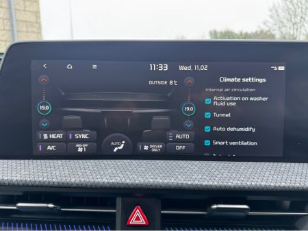 2023 Kia EV6 EARTH €34,495 thumbnail