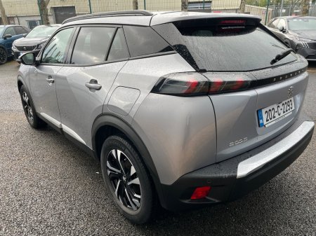 2020 Peugeot 2008 - thumbnail 4