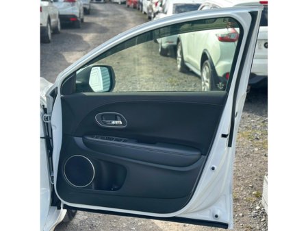 2017 Honda Vezel - thumbnail 13