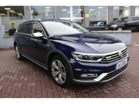 2019 Volkswagen Passat - thumbnail 2