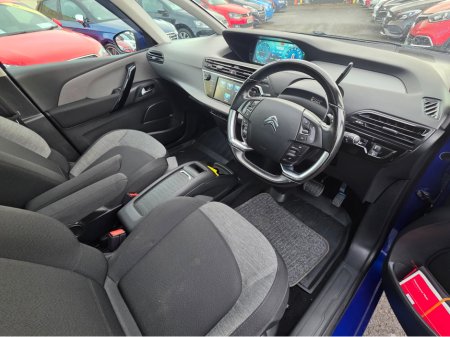 2017 Citroen C4 SpaceTourer 2.0 HDI AUTO HIGH SPEC €16,999 thumbnail