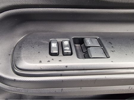 2016 Toyota Aqua - thumbnail 23