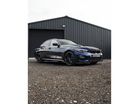 2022 BMW 3 Series - thumbnail 3