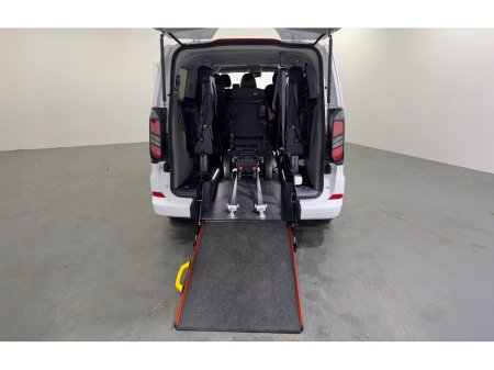 2026 Ford Tourneo Custom Titanium RE Twin - Mid Row (Private) thumbnail