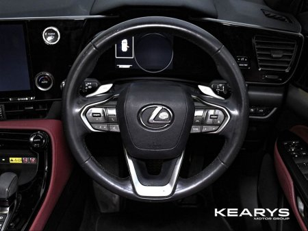 2022 Lexus NX 450 h+ - thumbnail 18