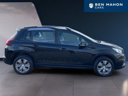 2017 Peugeot 2008 - thumbnail 6