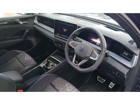 2025 Volkswagen Tayron R-Line Editon 75 2.0 TDI 150HP *7 SEATER, PARK ASSIST, REAR VIEW CAMERA* €67,995