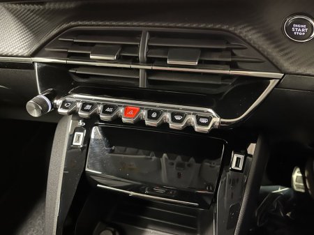 2023 Peugeot 208 - thumbnail 7