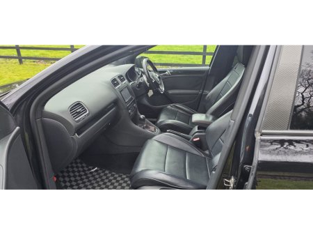 2010 Volkswagen Golf  €11,950 thumbnail