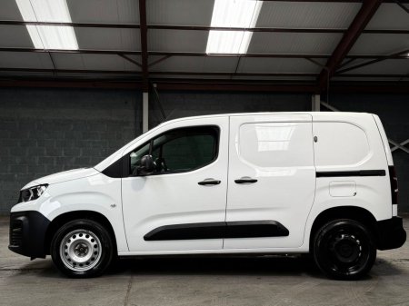 2023 Peugeot Partner BLUEHDI PROFESSIONAL PREMIUM PLUS L1 // 12 MONTH WARRANTY // SAME DAY FINANCE €13,950 thumbnail