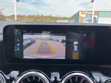 2022 Mercedes-Benz EQA - thumbnail 15