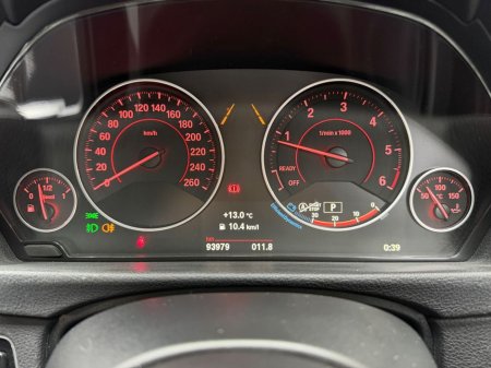 2017 BMW 3 Series - thumbnail 22