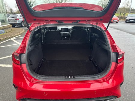 2020 Kia Ceed K2 COMMERCIAL 5DR €10,500 thumbnail