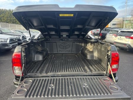 2020 Toyota Hilux - thumbnail 10