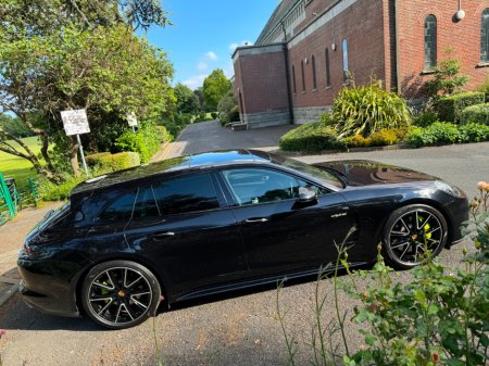 2018 Porsche Panamera SPT Turismo E HYB €62,884 thumbnail