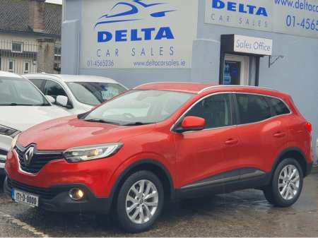 2017 Renault Kadjar DYNAMIQUE NAV 1.5 DCI 110BHP NCT 03/28 FINANCE AVAILABLE @ €49 PER WEEK TOUCH SCREEN MEDIA/ SAT NAV/ BLUETOOTH/ PARKING SENSORS/ ELECTRONIC HANDBRAKE/ HISTORY CHECKED €10,900 thumbnail