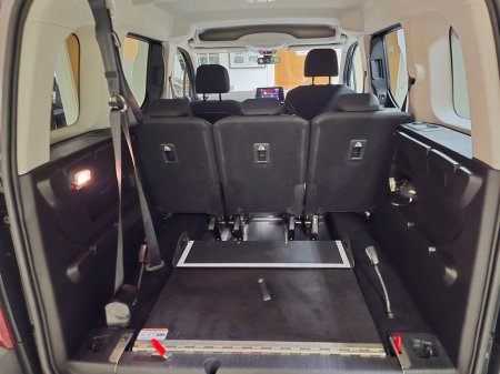 2024 Citroen Berlingo Wheelchair Accessible - Feel Pack Diesel Bluehdi 100 5 Seats €34,950 thumbnail