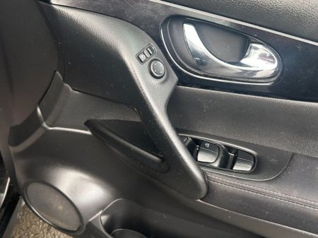 2015 Nissan Qashqai 1.5 DSL SV Safety PK 4DR €9,250 thumbnail