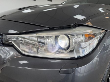 2015 BMW 3 Series - thumbnail 21