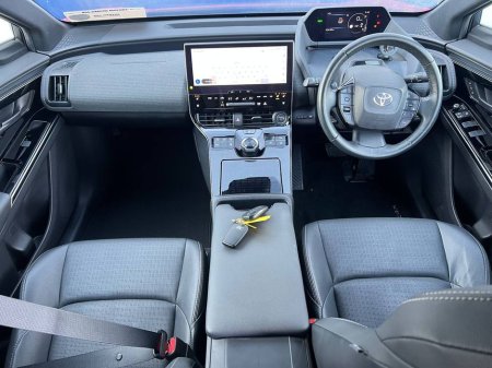 2023 Toyota bZ4X - thumbnail 11