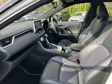 2019 Toyota Rav4 - photo 6