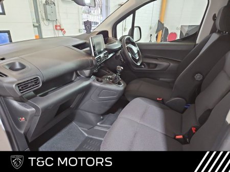 2024 Peugeot Partner - thumbnail 3