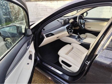 2018 BMW 5 Series 530 E G30 M SPORT 4DR AUTO HUD 360/REV CAM SAT NAV Saloon €27,450 thumbnail