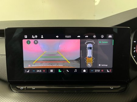 2025 Skoda Octavia Sportline Combi DSG 2.0TDI 150BHP - Reversing Camera - Climate Control - Heated Seats - Cruise Control - Keyless Start - Apple CarPlay/Android Auto €45,950 thumbnail