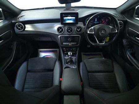 2017 Mercedes-Benz CLA Class  €20,950 thumbnail