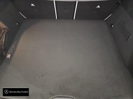 2025 Mercedes-Benz GLC Class 220D AMG 4Matic €83,516 thumbnail