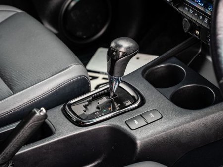 2024 Toyota Hilux - thumbnail 8