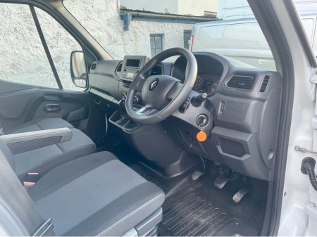 2023 Renault Master LM35 BUSINESS+ 2.3 BLUE DCI 135PS LWB €19,000 thumbnail