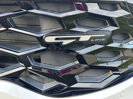 2024 Kia Sportage GTL SR Mhev MY23 5DR €41,900 thumbnail