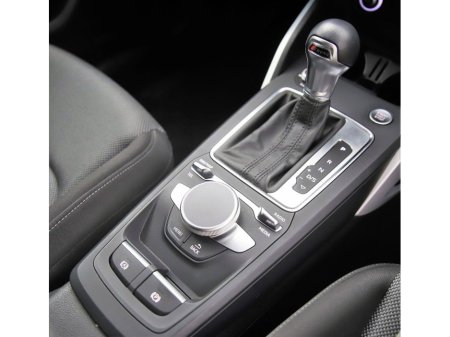 2019 Audi Q2 1.0 TFSI S-TR0NIC 115BHP *REVERSE CAM*PARK SENSORS*DIGITAL DASH* €22,890 thumbnail