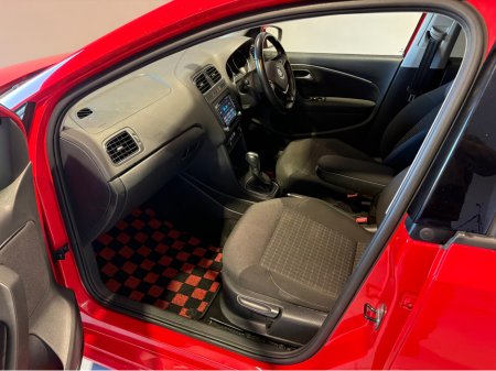 2016 Volkswagen Polo AUTO - 2 YEAR NCT - REVERSE CAMERA €11,950 thumbnail