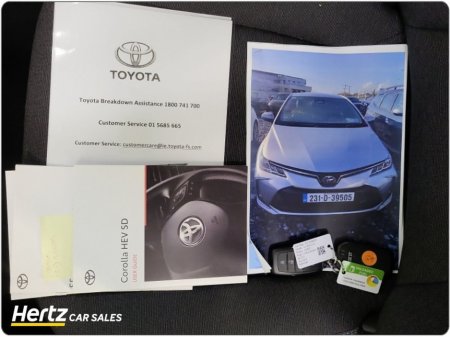 2023 Toyota Corolla LUNA SALOON 1.8 Petrol Automatic €22,795 thumbnail