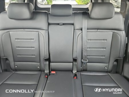 2024 Hyundai Santa Fe 1.6 PHEV 4WD Calligraphy - €644 p/m €62,950 thumbnail