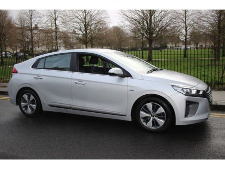 2018 Hyundai Ioniq PREMIUM SE Plug In hybrid €15,950 thumbnail