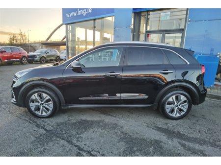 2021 Kia Niro 64KWH EV 4 PLUS **SUNROOF + HUGE SPEC** - FINANCE AVAILABLE - CALL US TODAY ON 01 492 6566 OR 087-092 5525 €18,950 thumbnail